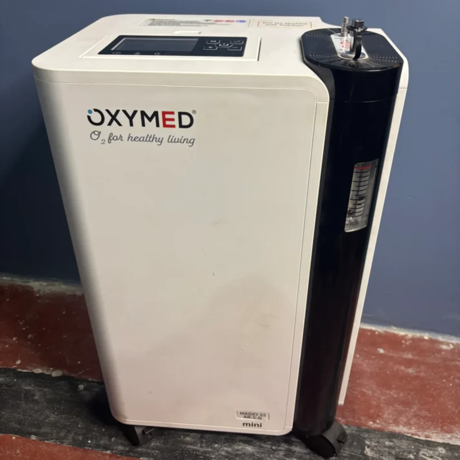 Oxymed Mini 5 LPM Oxygen Concentrator – Compact, Quiet & Powerful Oxymed Mini 5 LPM Oxygen Concentrator – Compact, Quiet & Powerful - Image 1